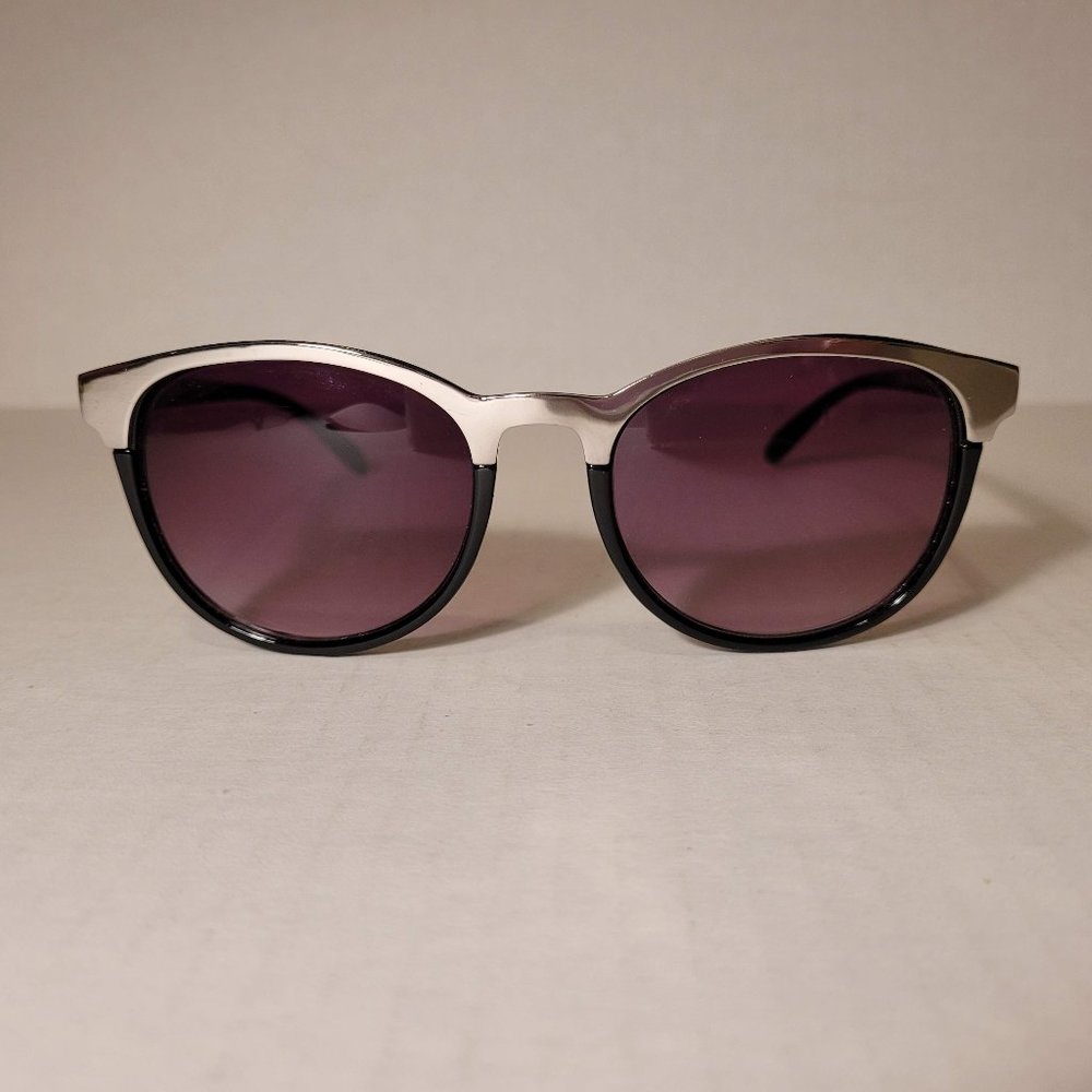 Black Sunglasses with Silver Touch